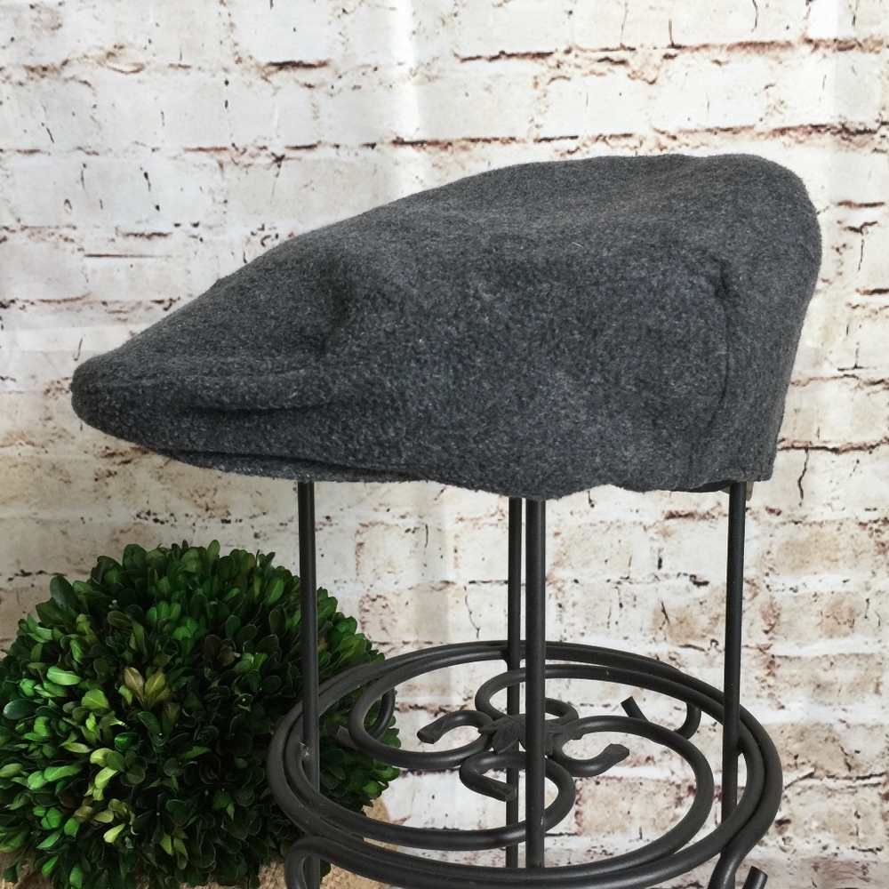 Vintage Ladies Gray Newsboy Cabbie Hat